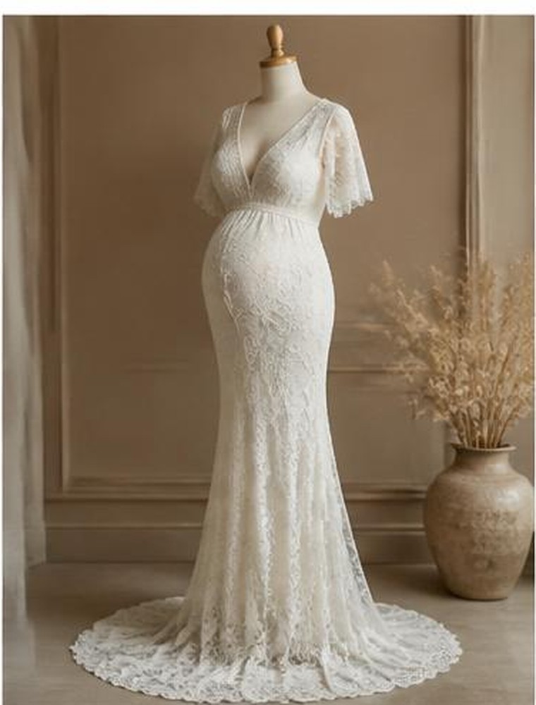 Lace maternity dress