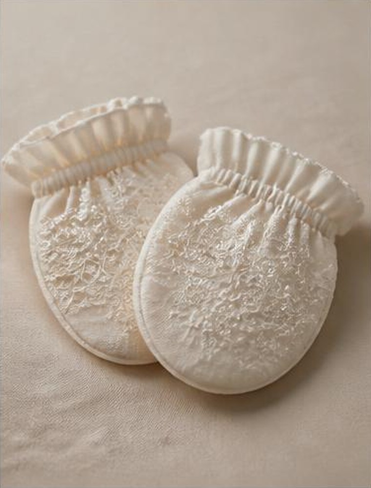 Newborn lace mittens
